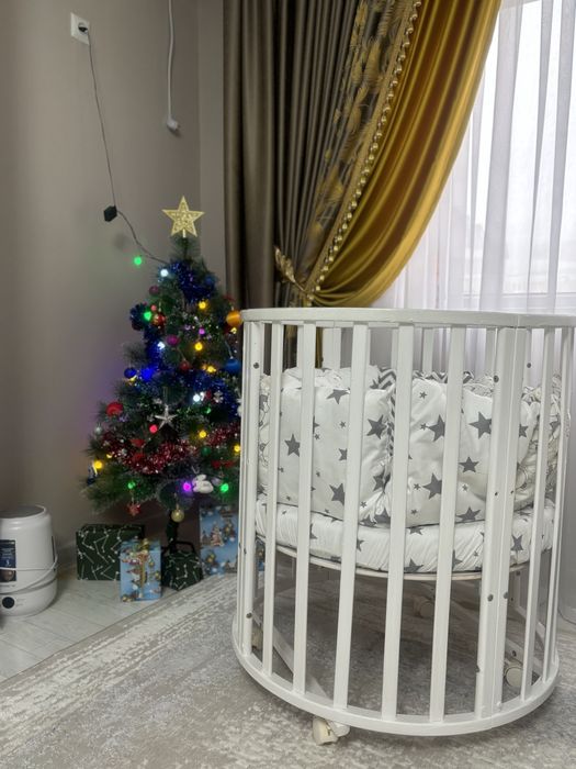 Манеж б/у,шизлонг новый