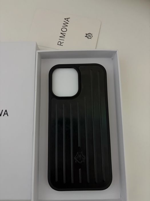 Rimowa кейс Iphone 17