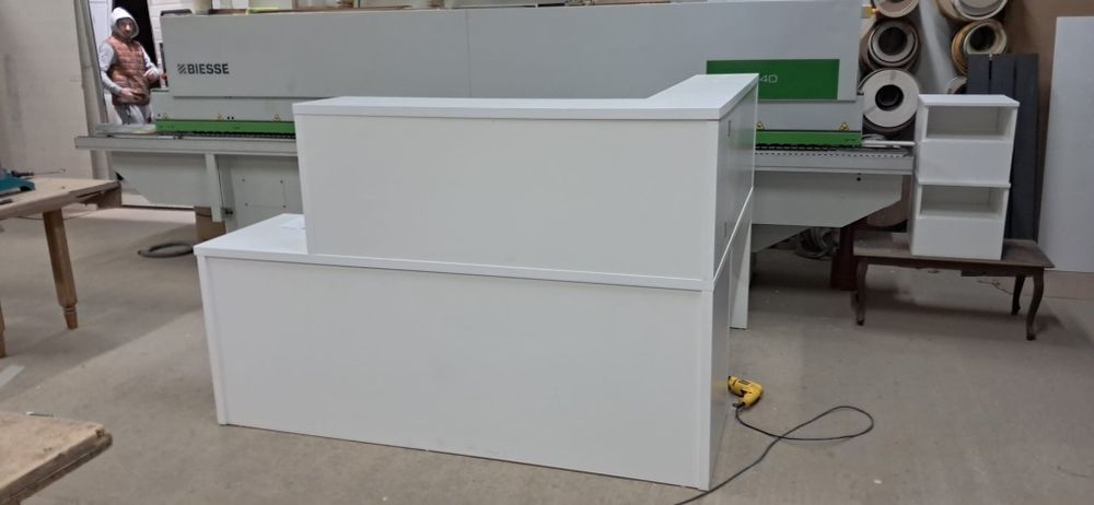 Mobilier pentru recepție fabricata din PAL