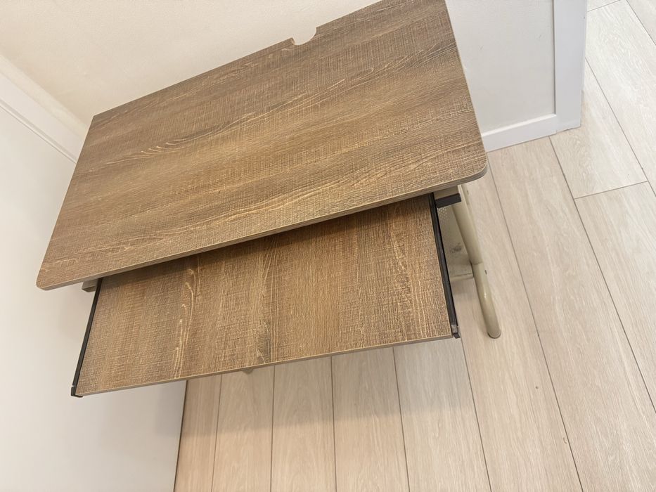 Стол письменный компьютерный