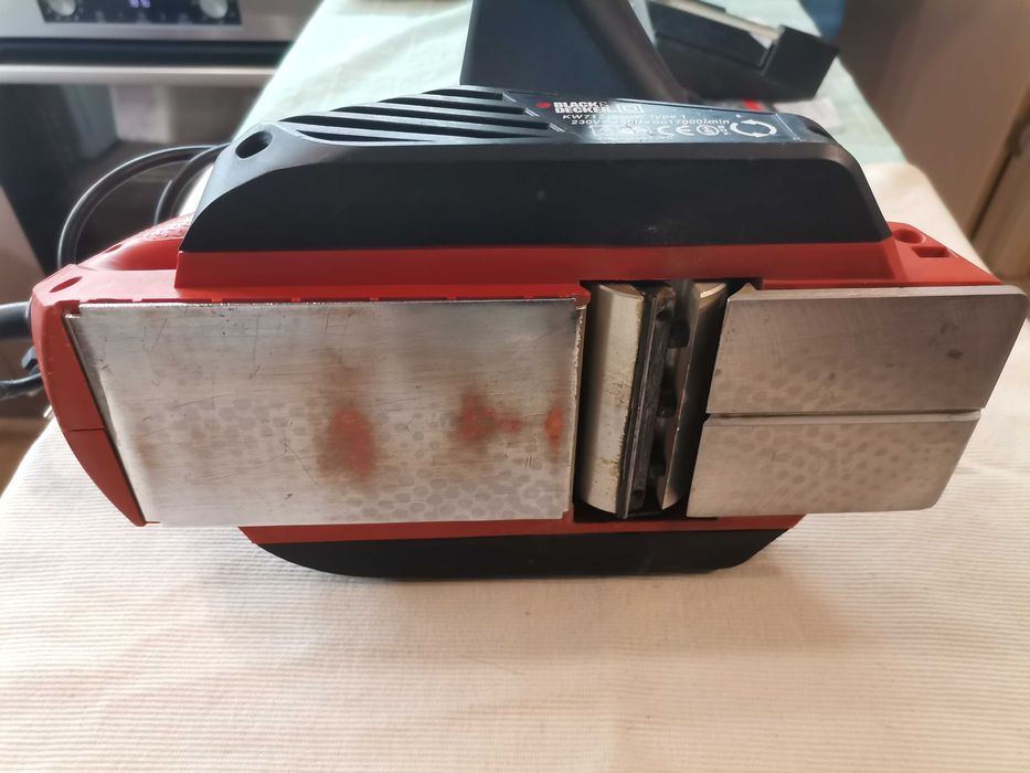 Три ел.машини (ренде,шлайфмашина и оберфреза)