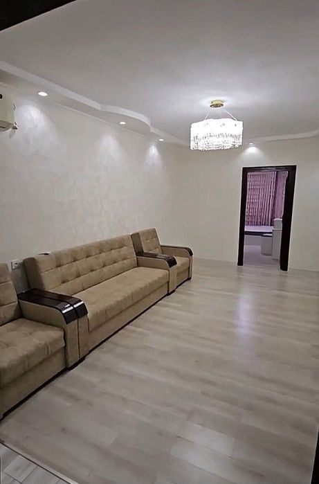 СДАМ 2в3 комнатную квартиру, метро Космонавтов!