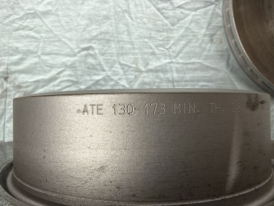 Дискове с накладки АТЕ за бмв е60 3.0д