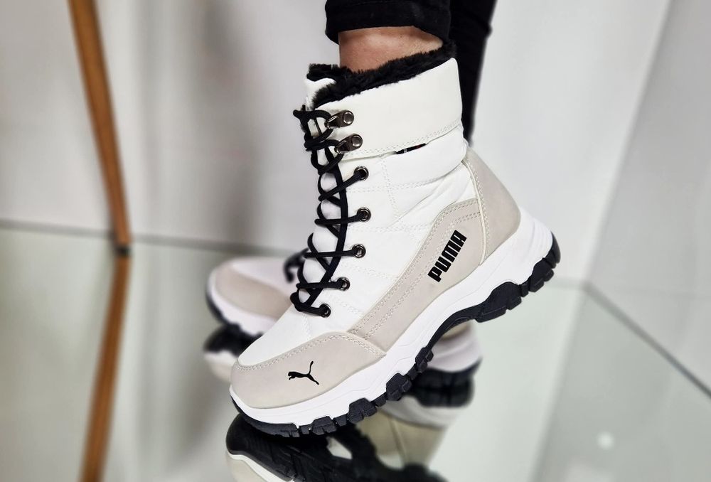 Нови модели дамски боти с пух