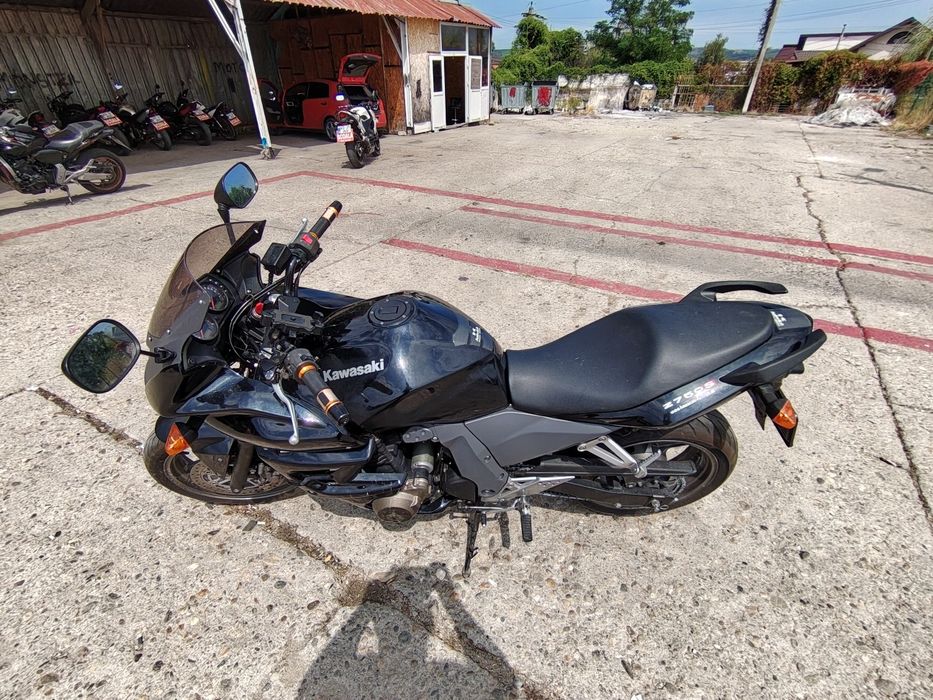 Vând Kawasaki z750s