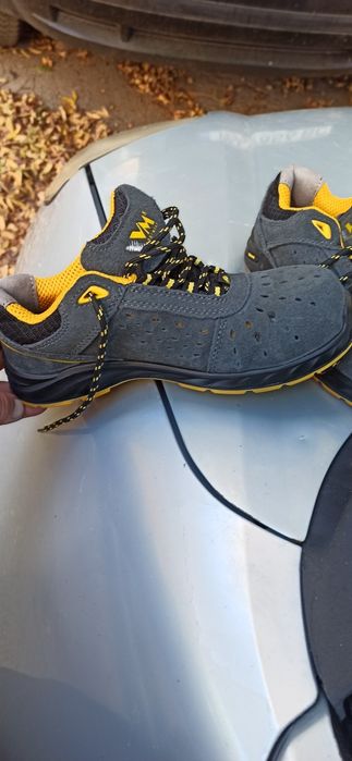 Строителни обувки