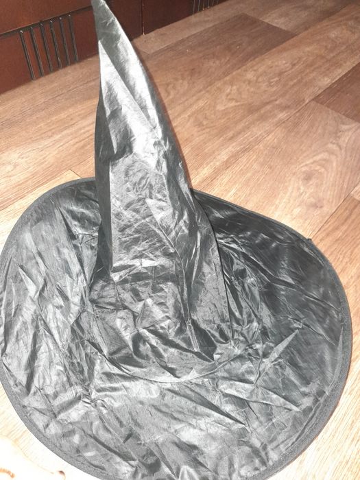 Колпак и нос  б/у  продам недорого