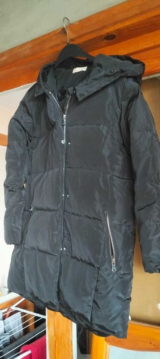Продавам черно зимно яке