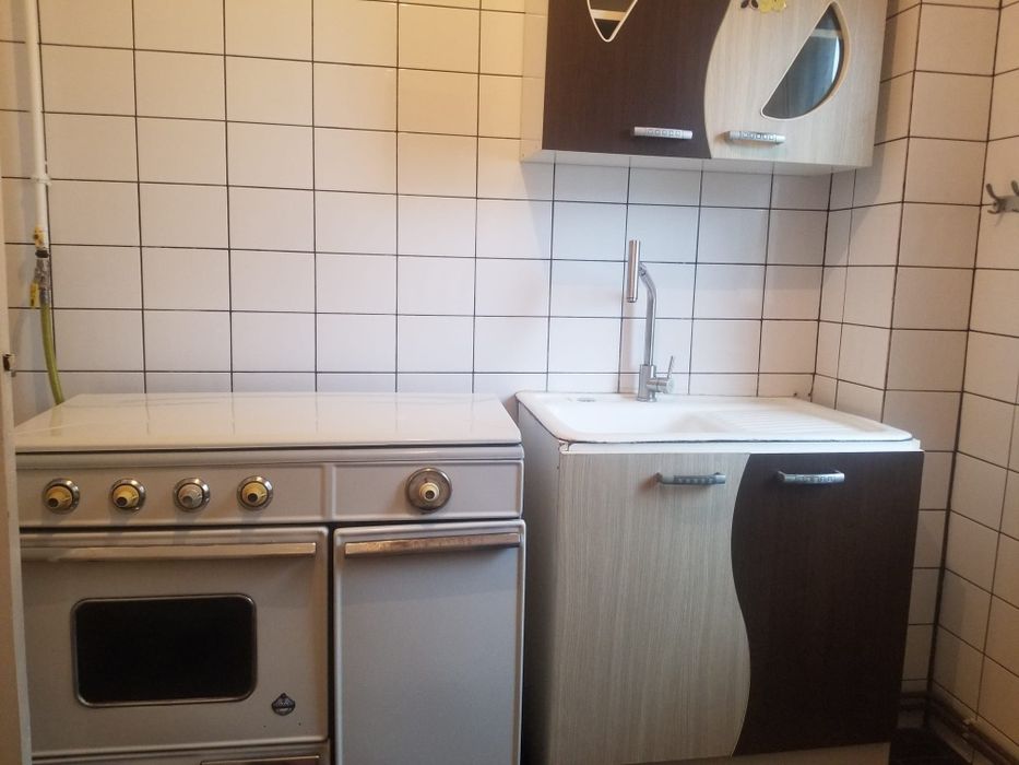 Apartament de închiriat