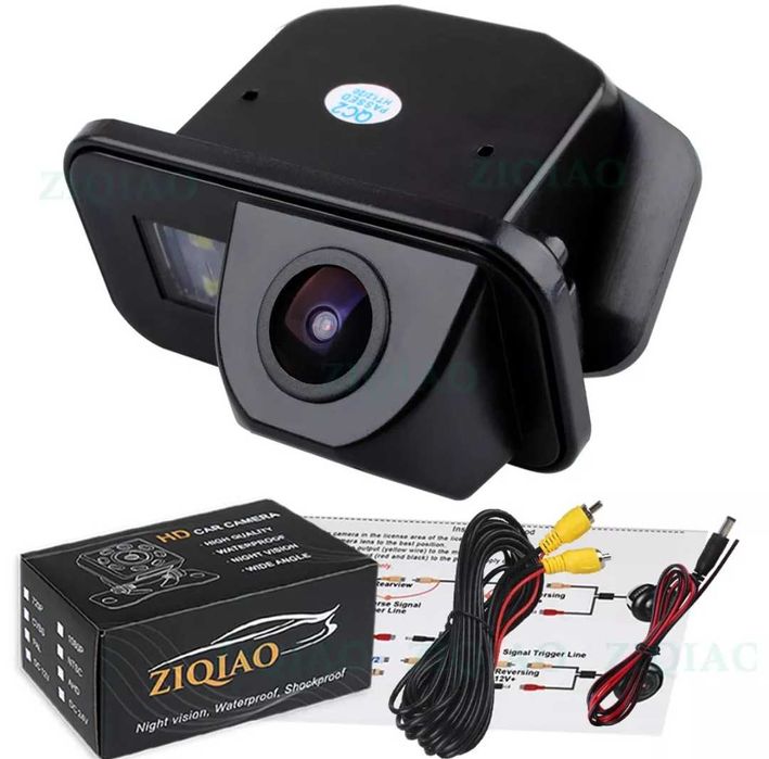 Камера за заден ход Тойота Авенсис Корола вграждане в плафона Toyota