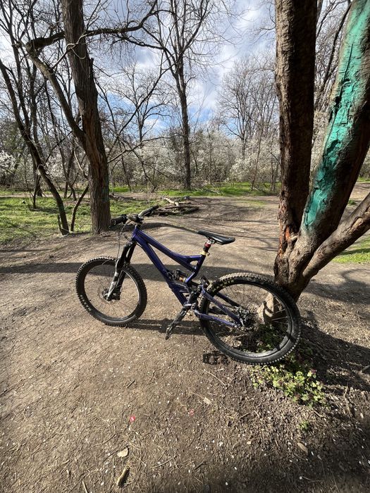 Продавам колело Specialized Enduro expert