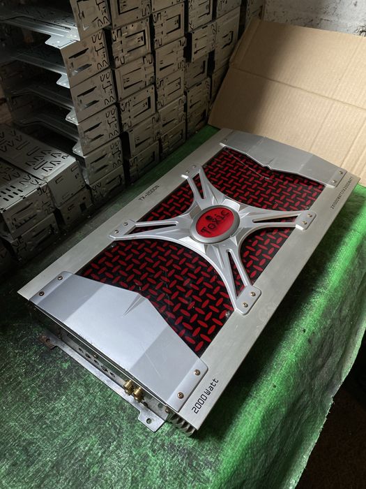 TOXIC (Черепа) - 1 x 675W RMS!! Огромен много Мощен и Качествен 2 канален авто бас усилвател стъпало за кола