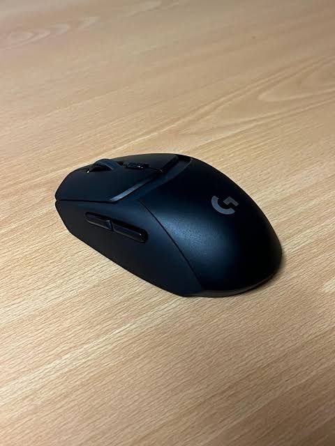 Игровая мышь Logitech g309 lightspeed