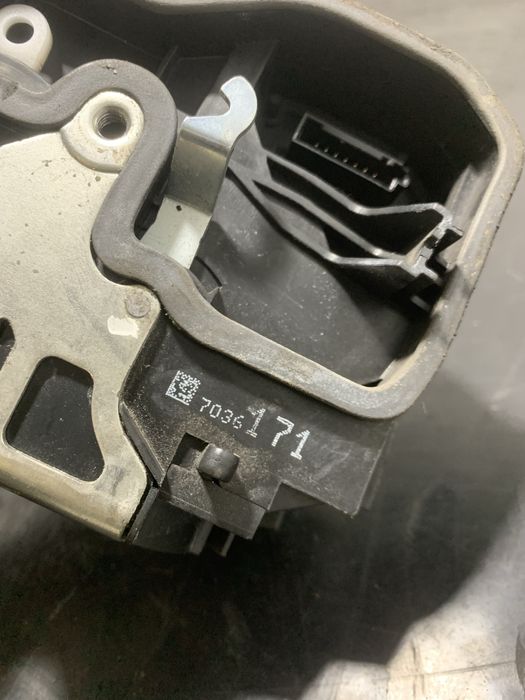 Broasca usa stanga spate BMW Seria 5 E60 E61 | 7036171