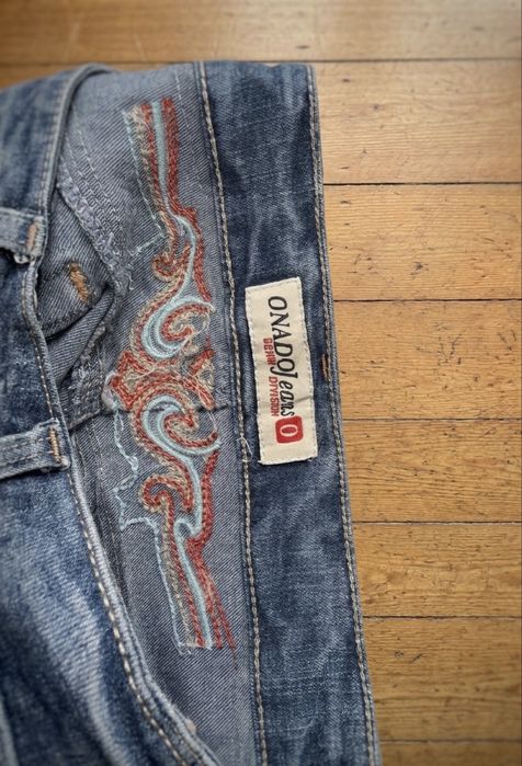 Винтидж дънкова пола ONADO Jeans с бродерия (Размер M) / Y2K стил