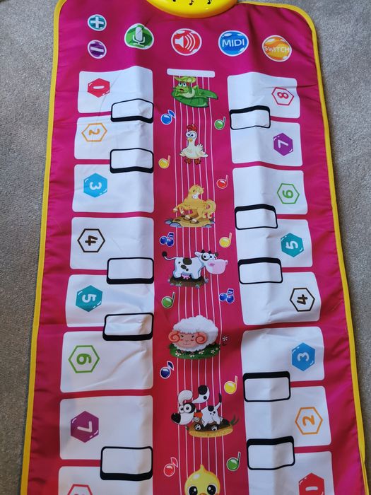 Детско килимче пиано