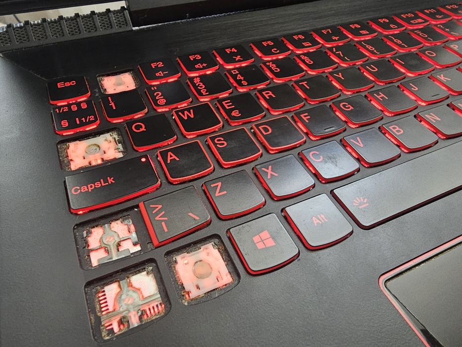 Lenovo Legion Y520 Gaming i5-7300HQ GTX 1060 Max-Q