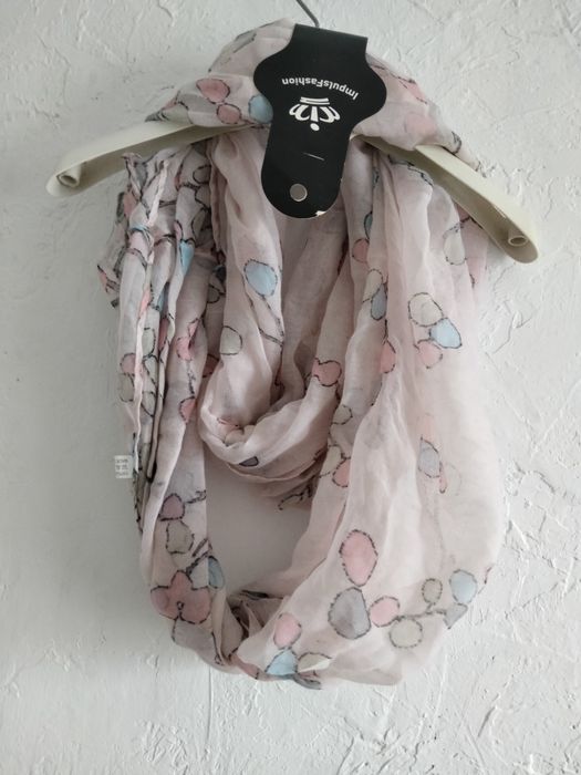 Eșarfe noi diverse modele