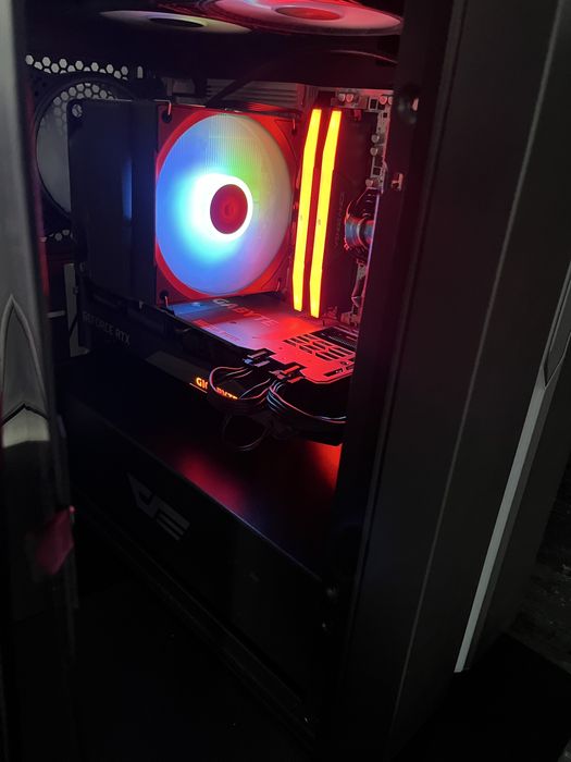 Vand pc Gaming ryzen 7 7800x3d cu RTX 3070