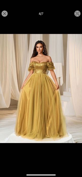 Rochie elegantă de orce tip de eveniment.