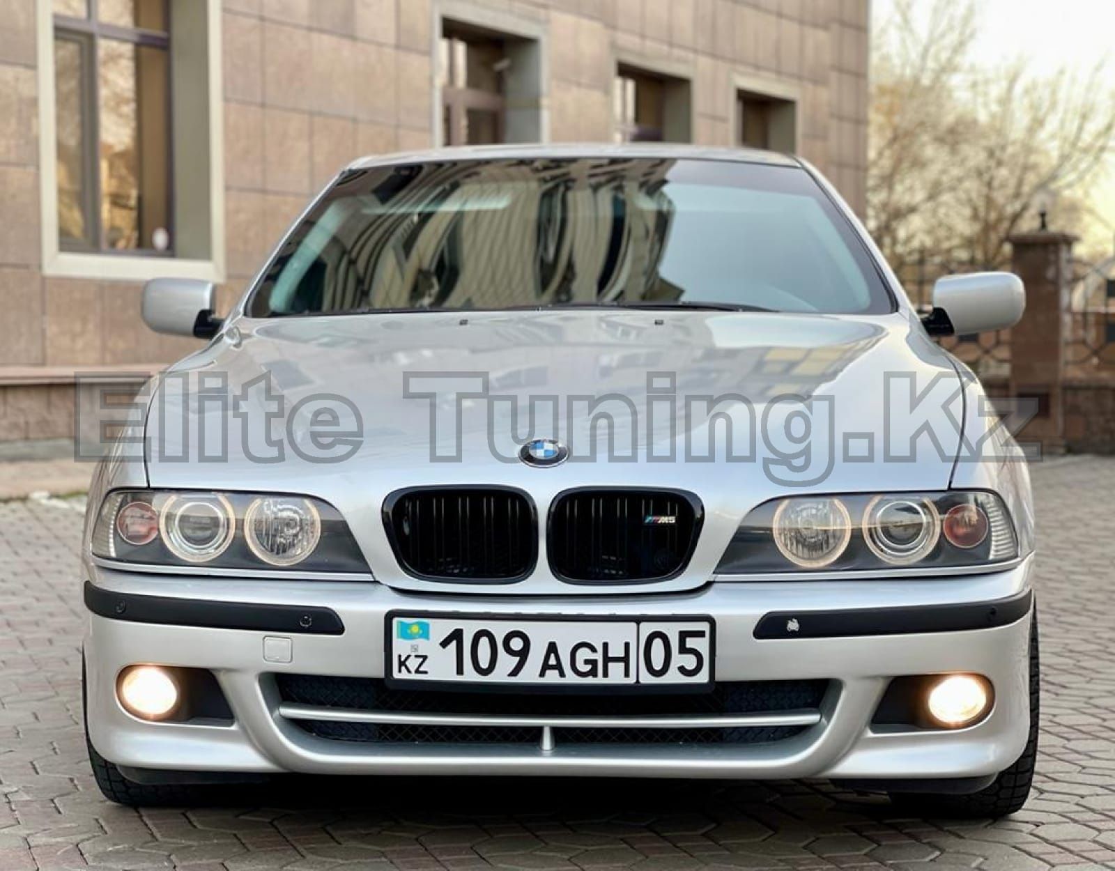 Передний бампер M5 на BMW 5 E39