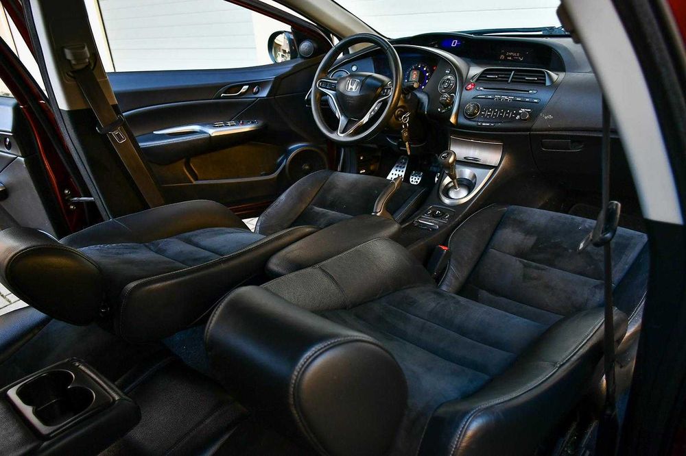 - Honda Civic, 1.8 Vtec, Benzina, 140 CP, Euro 5 -