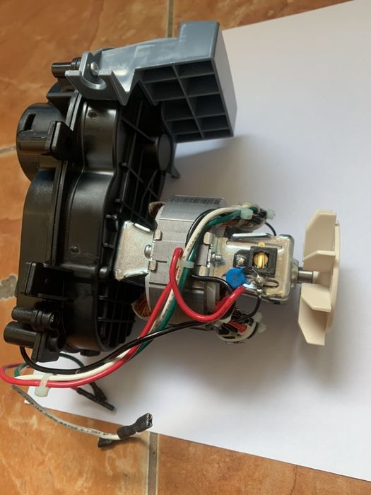 Reductor masina tocat carne robot bucatarie tefal pinion angrenaj nou