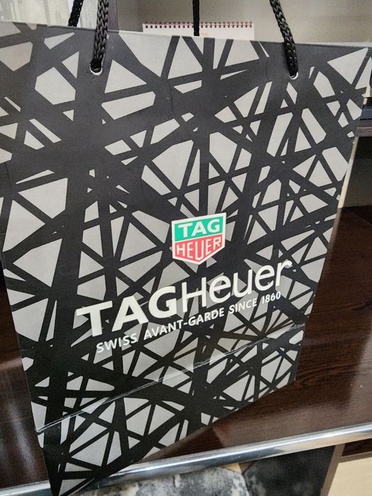Продам часы Tag Heuer