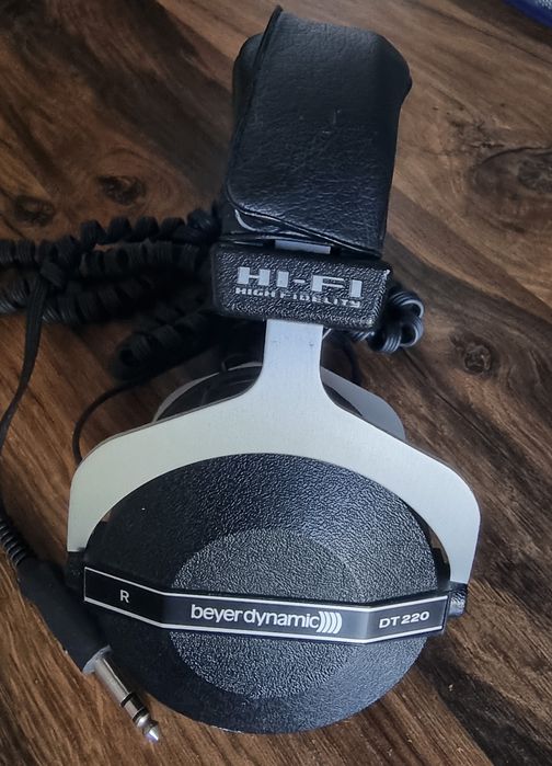 Casti Revox Synergy, Beyerdynamic  Dt 444 Dt 220, Sennheiser  HD 560