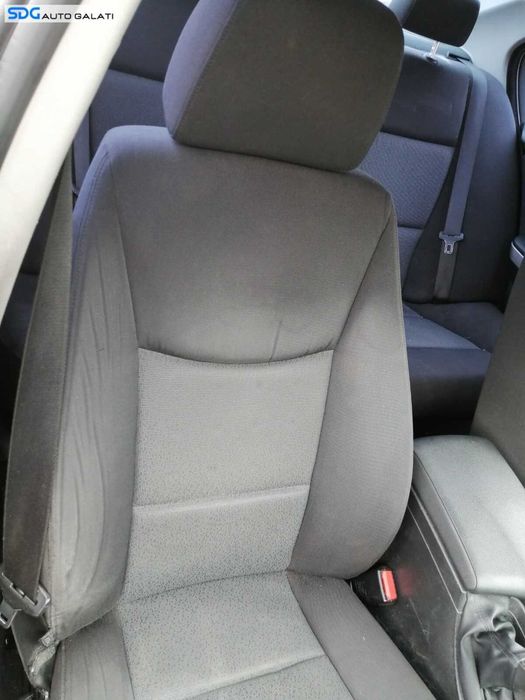 Scaun Dreapta Fata Pasager Textil Fara Incalzire BMW Seria 3 E90 E91 2004 - 2011