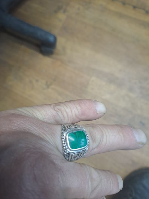 Продам серебро мужское