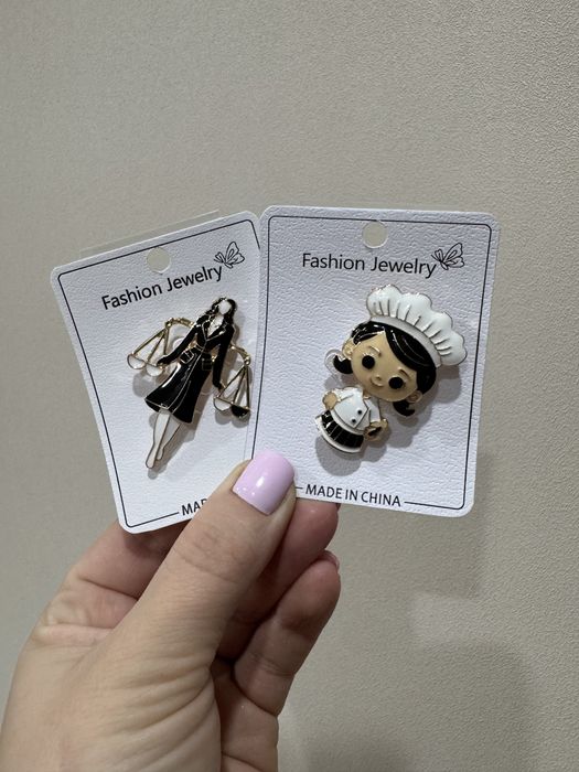 Брошь титан в наличии