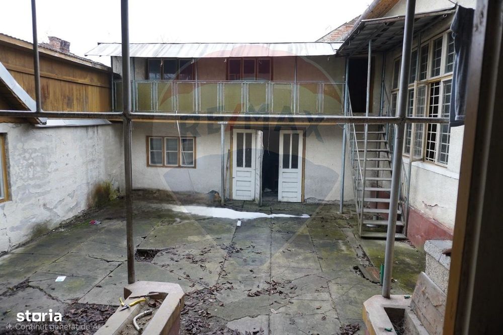 Casă / Vilă cu 5 camere de vânzare