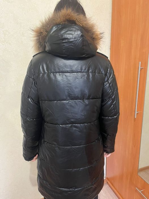 Продам зимнию куртку