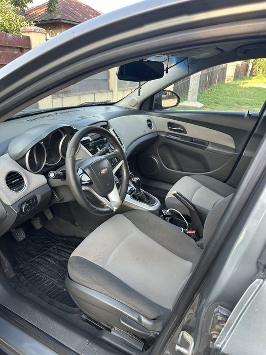 Chevrolet Cruze 2010, 2.0 diesel