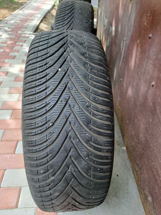 Jante R17 cu anvelope 235/55/R17 M+S.