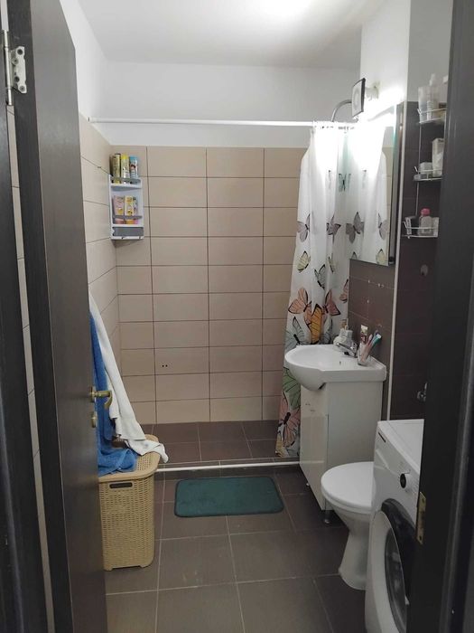 Închiriez garsonieră duplex