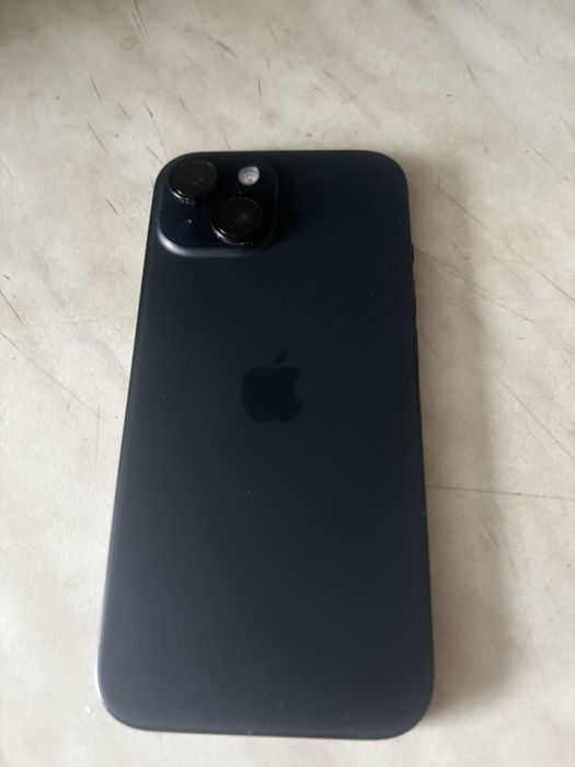 Продам айфон 15