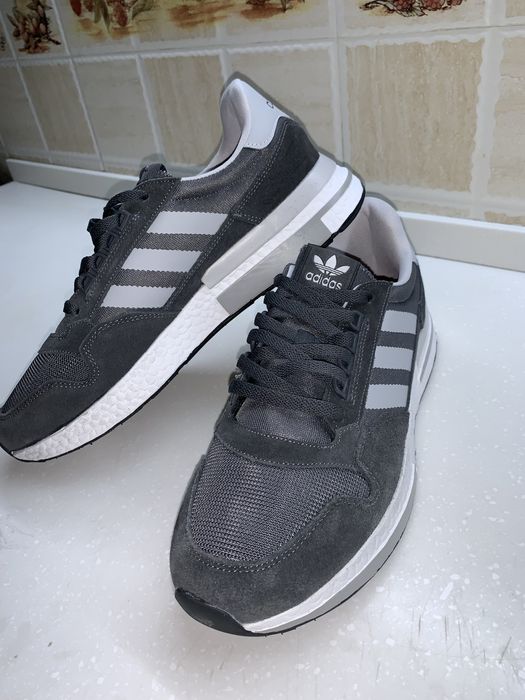 Adidas кроссовки