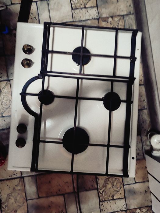 Продам газовую поверхность