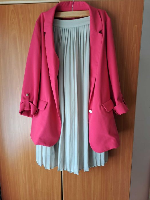 Vand fuste  sacouri si sandale dama