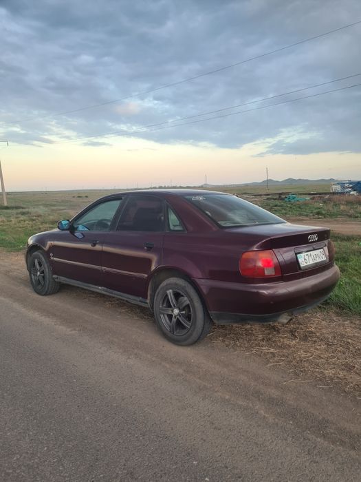 Продаю Ауди а4 1996г.в.