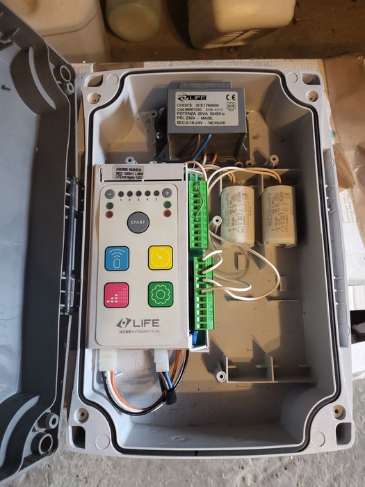 Componente alarma plus pise automatizare poarta batanta.