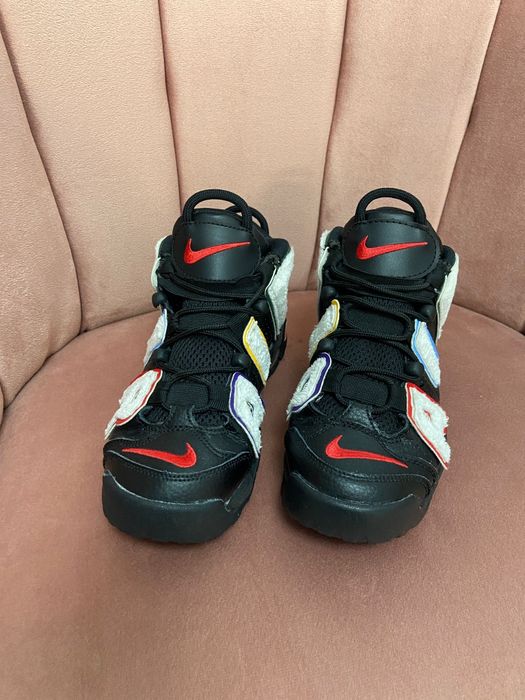 Adidași nike uptempo