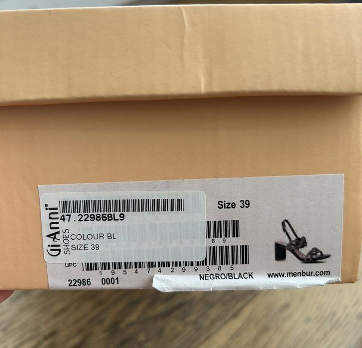 Официални кожени сандали с камъни с удобен ток 39 номер