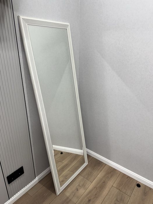 Продам зеркало настенное