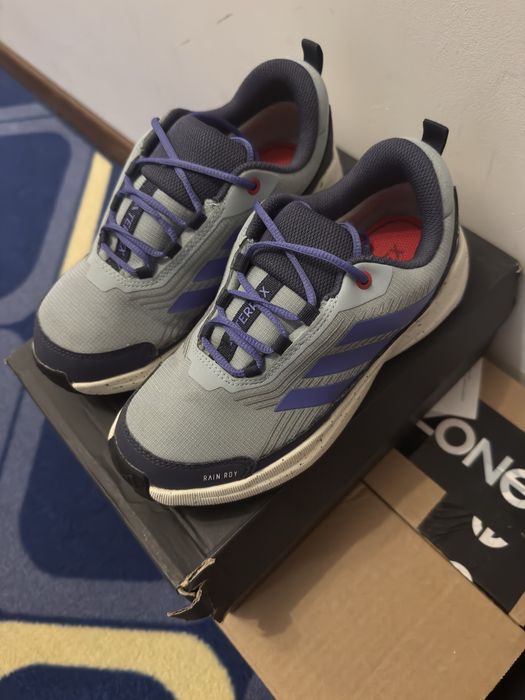 Обувки Adidas Terrex