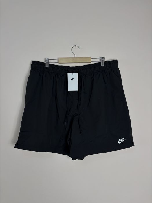 Nike Woven Flow шорти