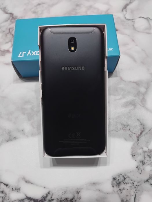 Samsung Galaxy J7 2017