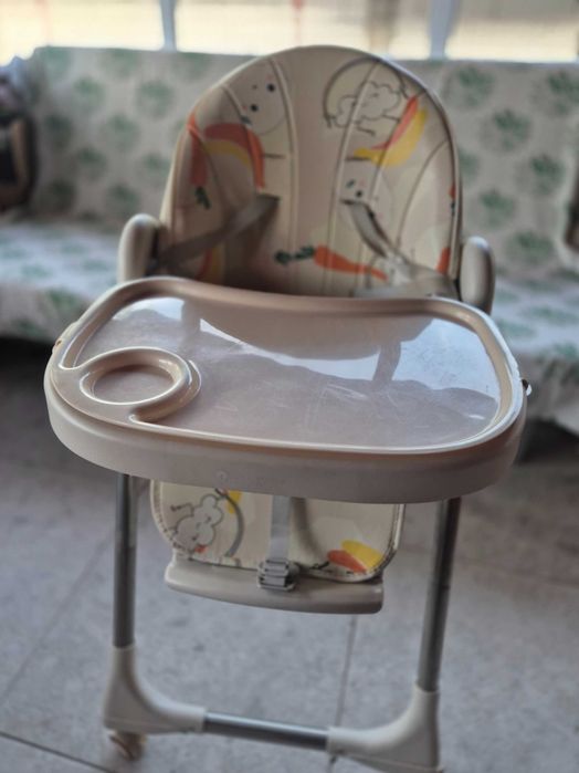 Scaun de masa pentru copii